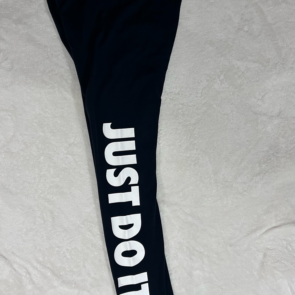 Nike Black Leggings with White Print.just do it